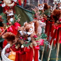 Cute little squirels (1549 bisita) Stall selling squirels and other Christmas decorations Cute little squirels